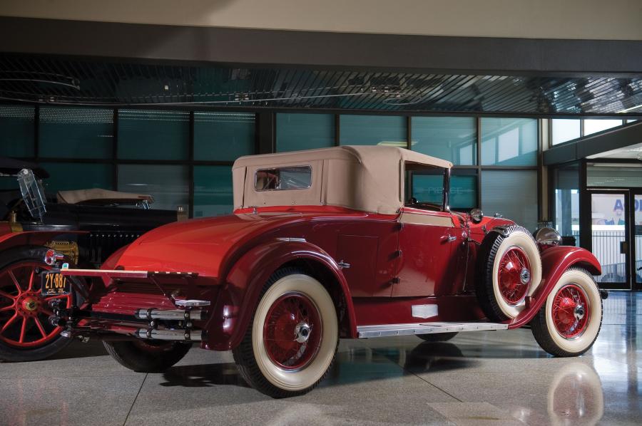  Auburn 8-90 Convertible Coupe 1929 года  (фото 10 из 22)